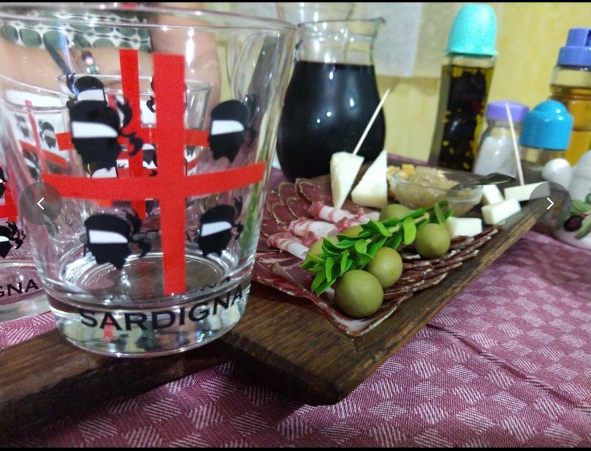 Agriturismo Cugumia Thiesi Luaran gambar