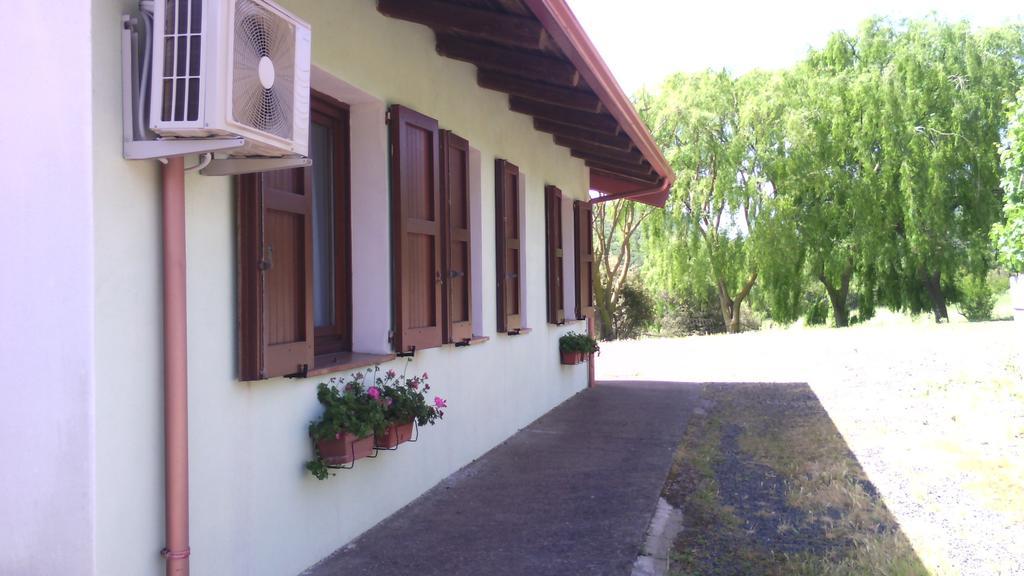Agriturismo Cugumia Thiesi Luaran gambar